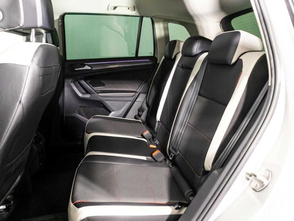 Купить Volkswagen Tiguan с пробегом. Фото: #9