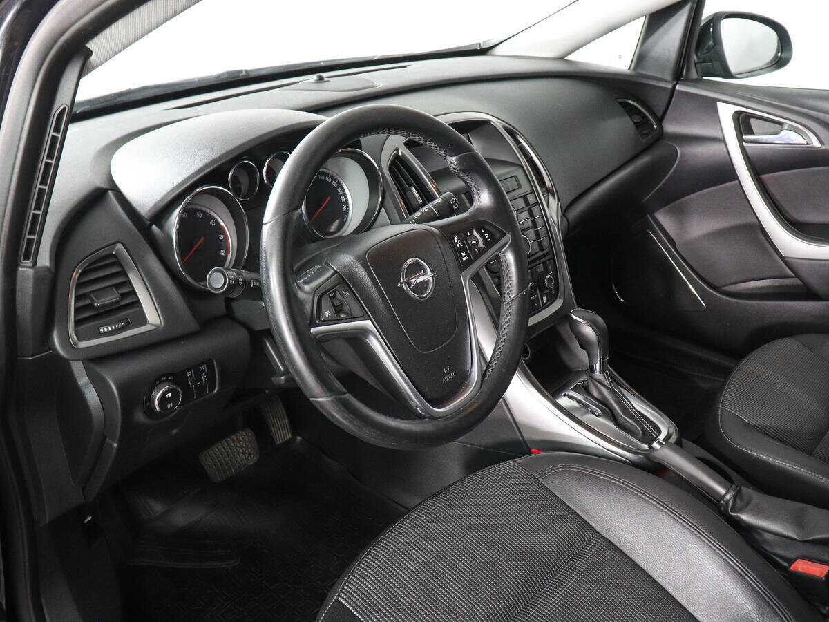 Купить Opel Astra с пробегом. Фото: #4