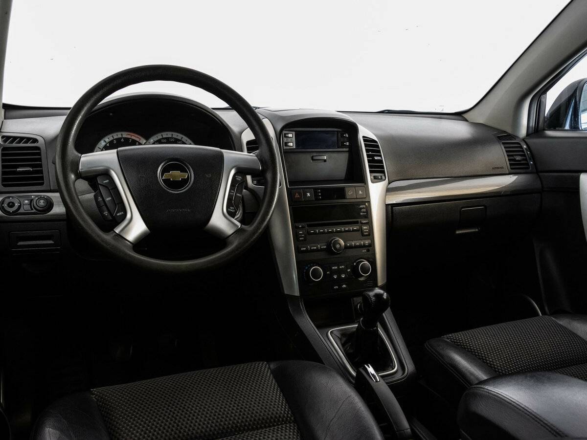Купить Chevrolet Captiva с пробегом. Фото: #10