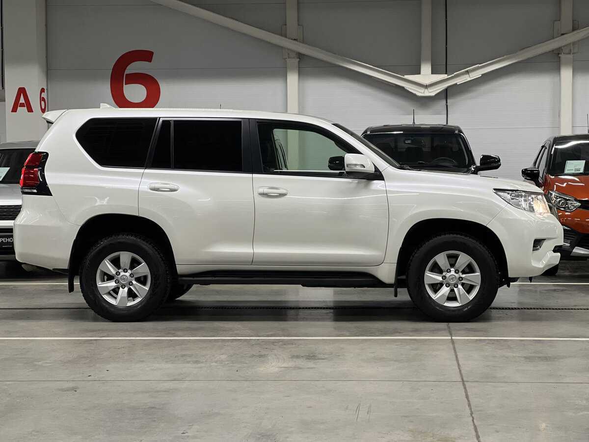 Купить Toyota Land Cruiser Prado с пробегом. Фото: #3