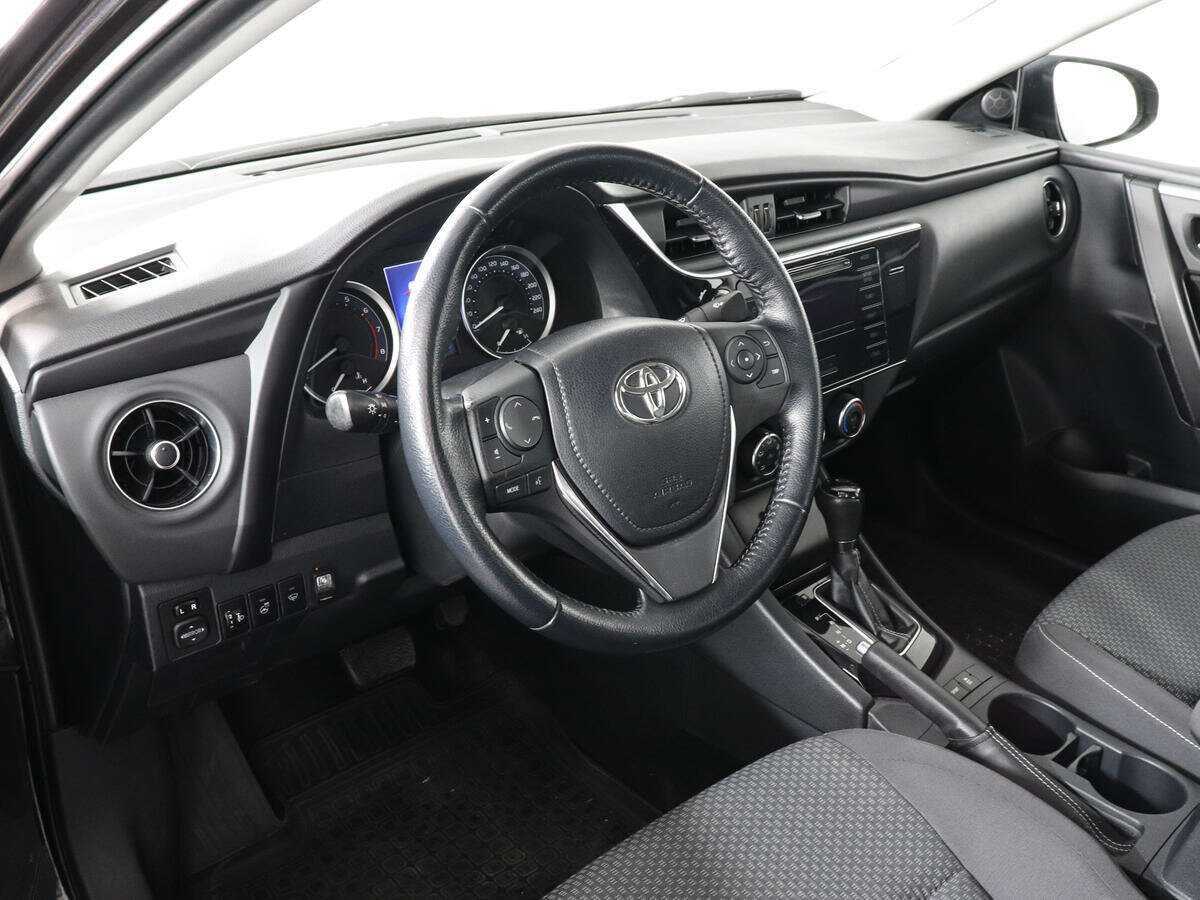 Купить Toyota Corolla с пробегом. Фото: #8