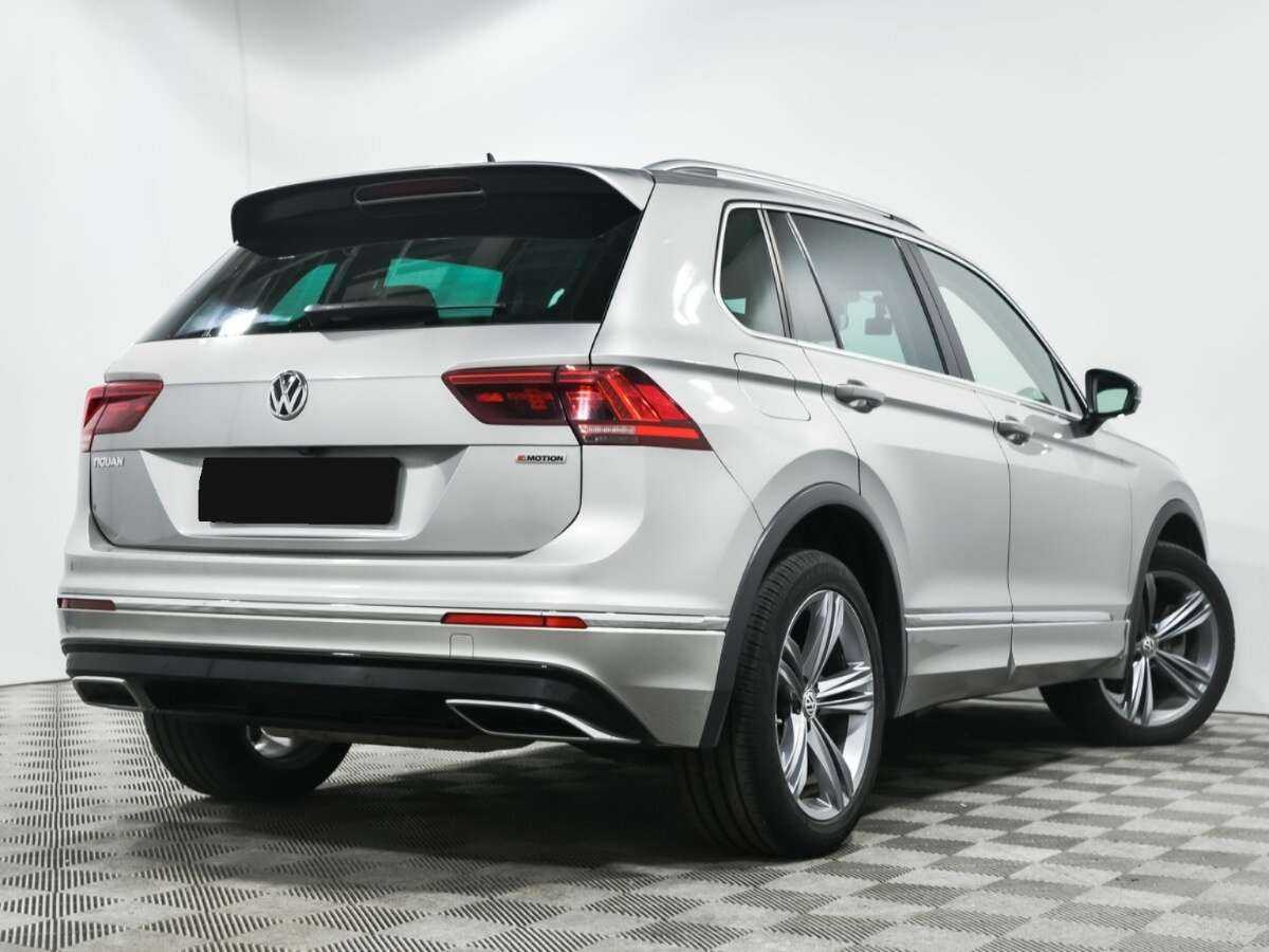 Купить Volkswagen Tiguan с пробегом. Фото: #3