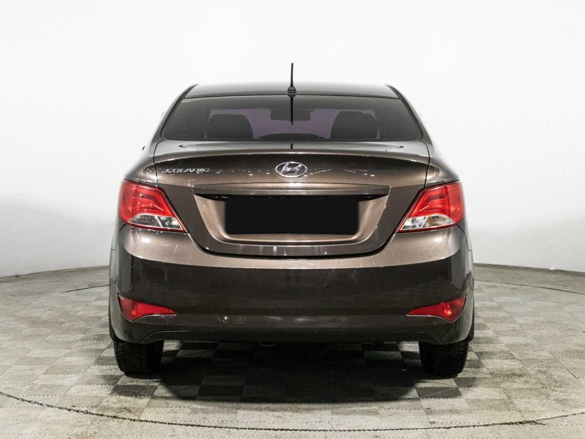 Купить Hyundai Solaris с пробегом. Фото: #5