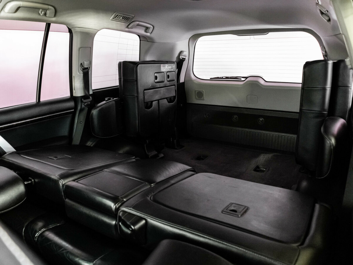 Купить Toyota Land Cruiser с пробегом. Фото: #24