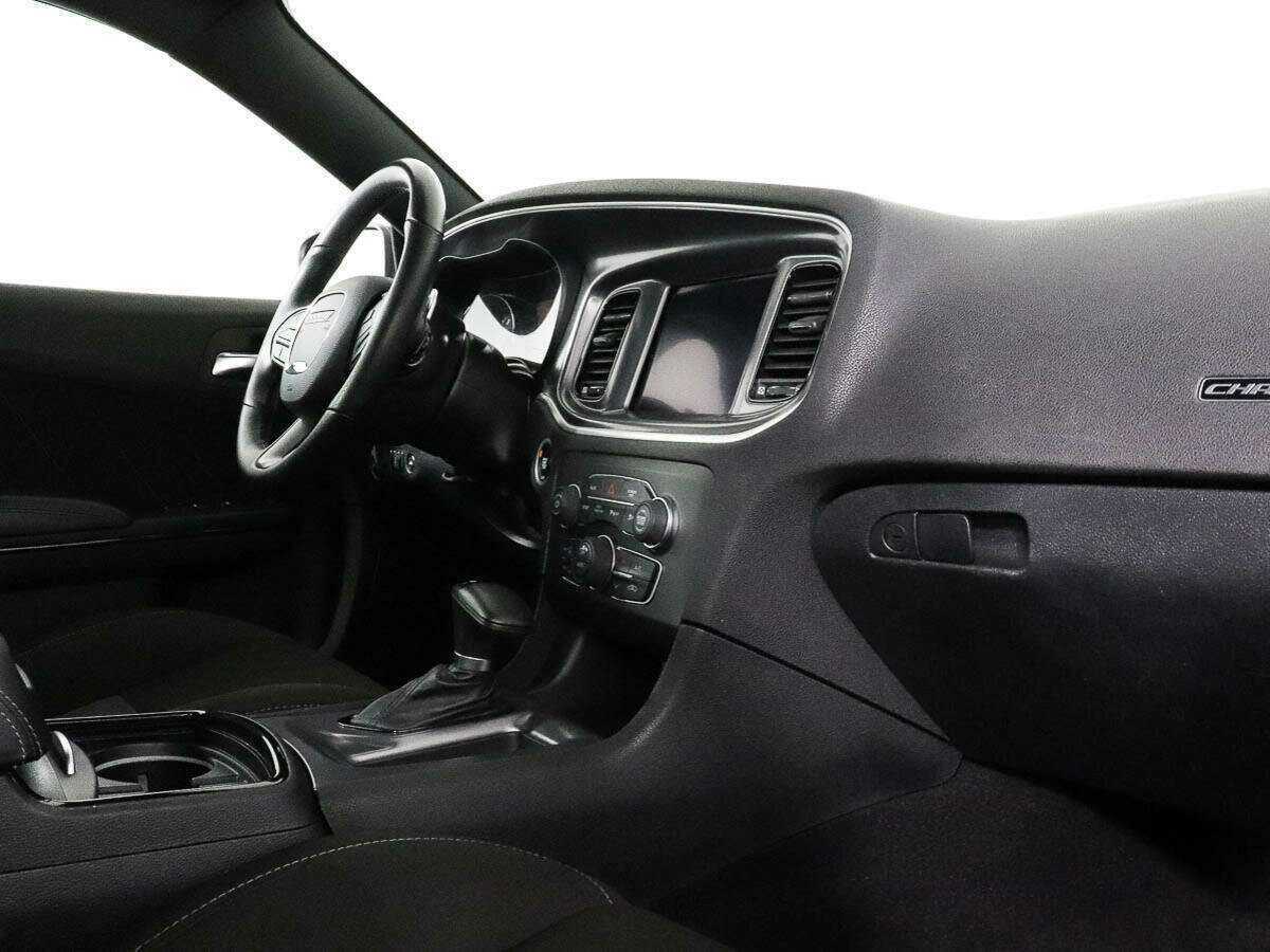Купить Dodge Charger с пробегом. Фото: #5