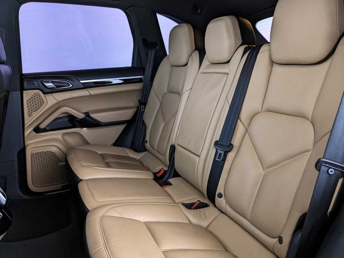 Купить Porsche Cayenne с пробегом. Фото: #13