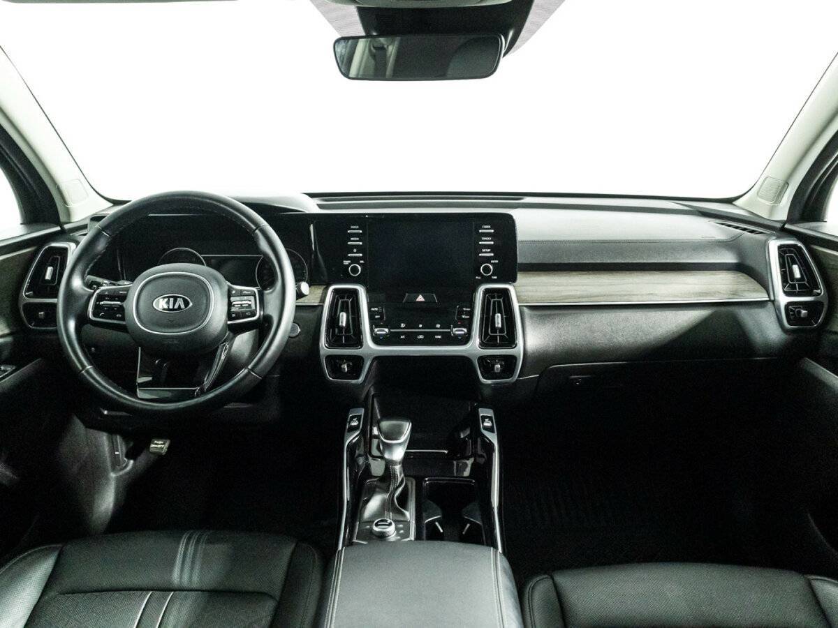 Купить Kia Sorento с пробегом. Фото: #12