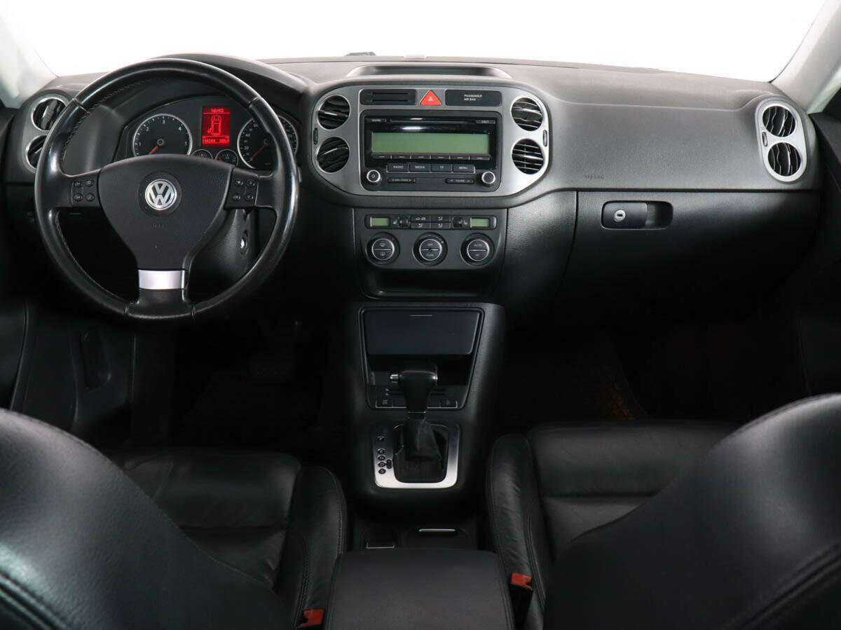 Купить Volkswagen Tiguan с пробегом. Фото: #10