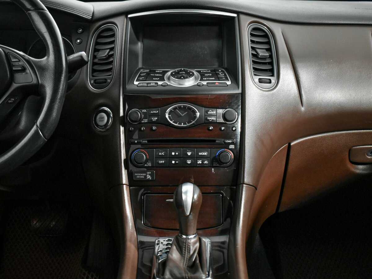 Купить Infiniti EX с пробегом. Фото: #11
