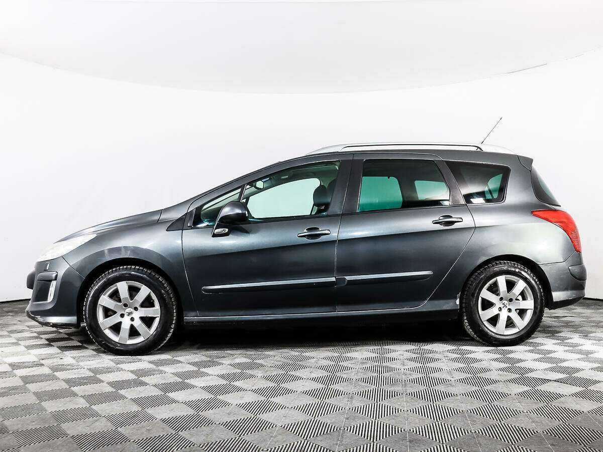 Купить Peugeot 308 с пробегом. Фото: #7