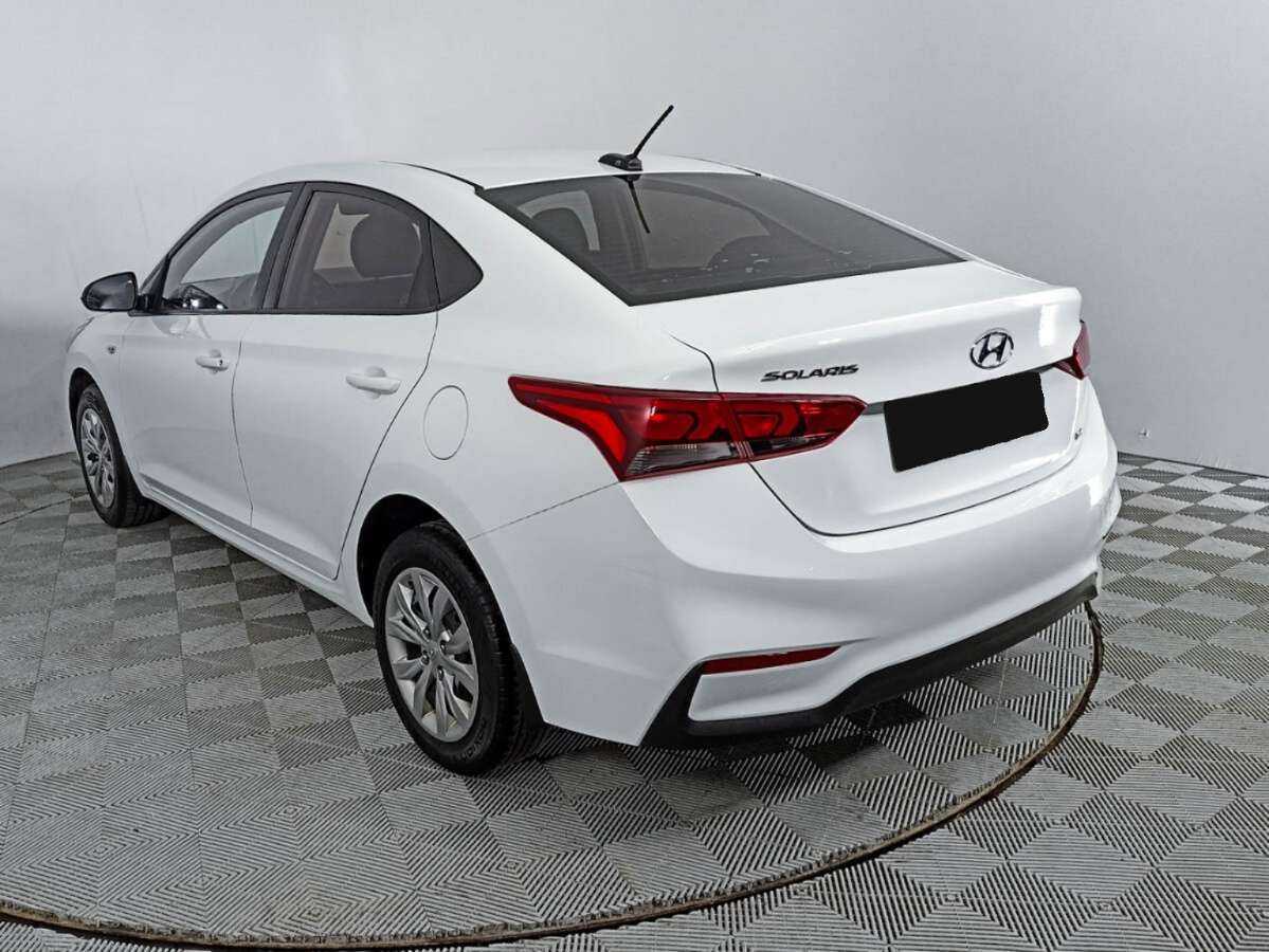 Купить Hyundai Solaris с пробегом. Фото: #6