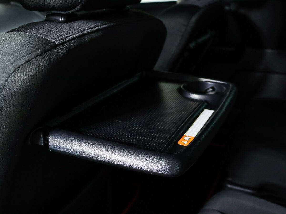 Купить Mazda 5 с пробегом. Фото: #21