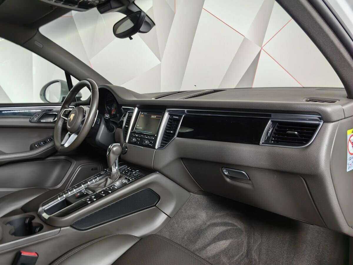 Купить Porsche Macan с пробегом. Фото: #6