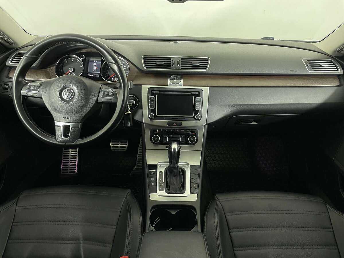 Купить Volkswagen Passat CC с пробегом. Фото: #9