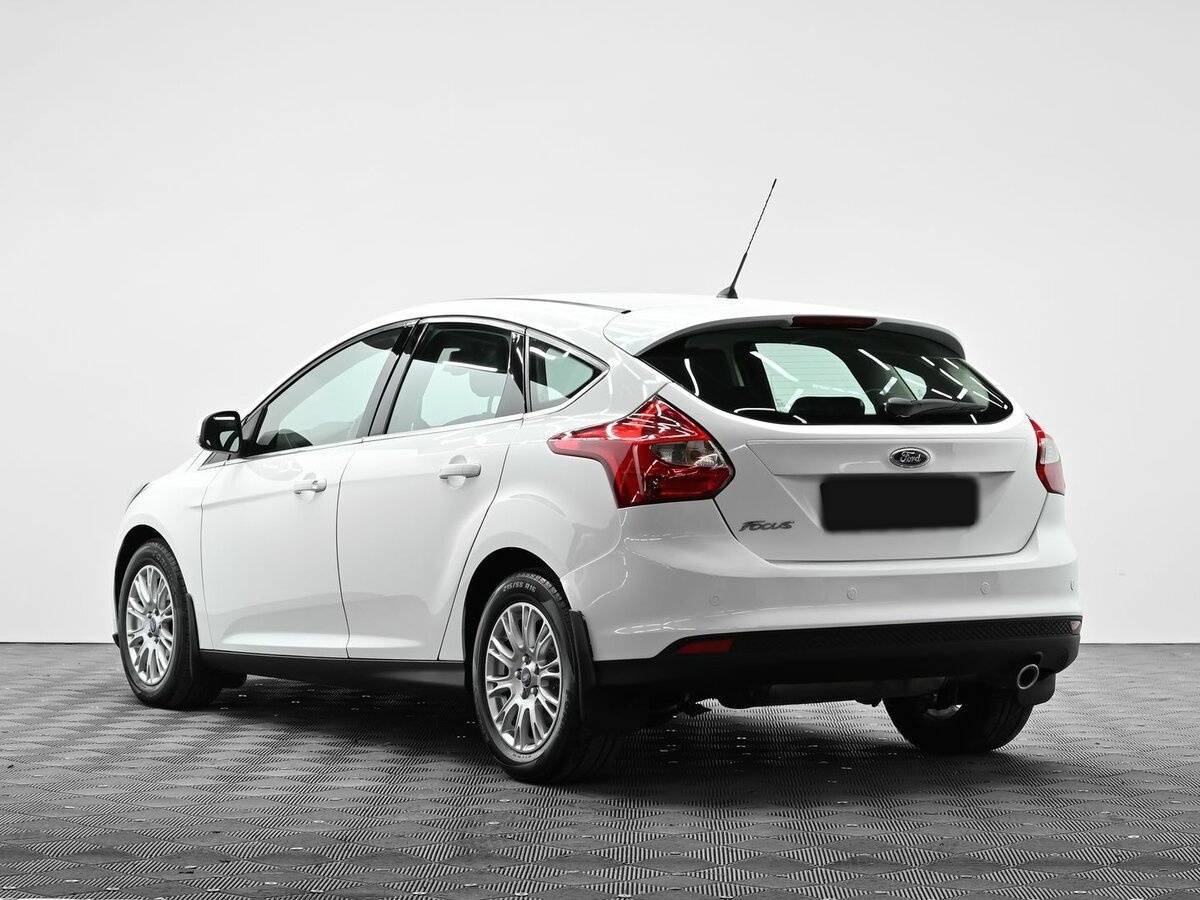Купить Ford Focus с пробегом. Фото: #2