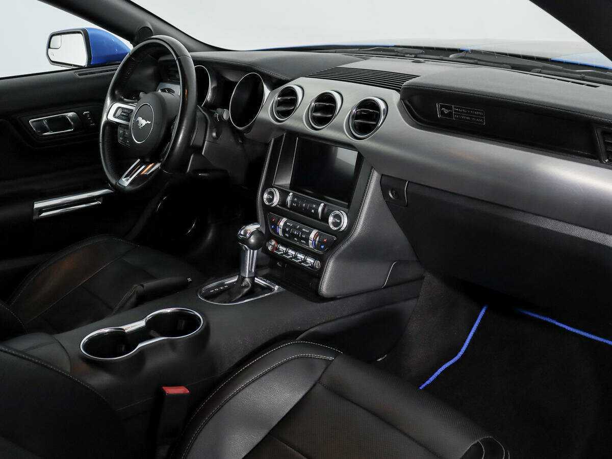 Купить Ford Mustang с пробегом. Фото: #16
