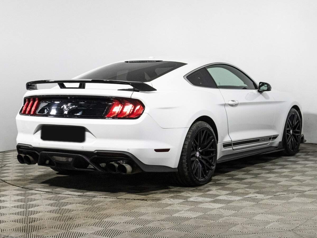 Купить Ford Mustang с пробегом. Фото: #4