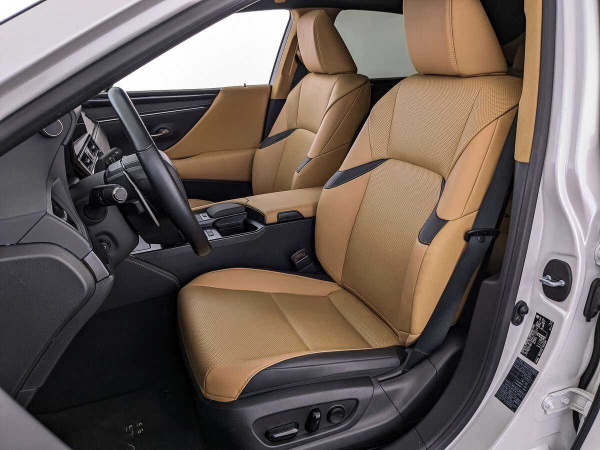 Купить Lexus ES с пробегом. Фото: #15