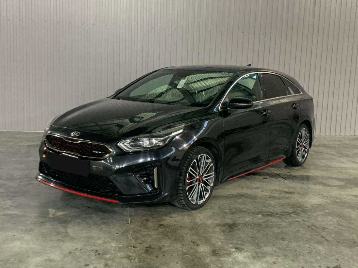 Купить Kia Proceed с пробегом. Посмотреть фото