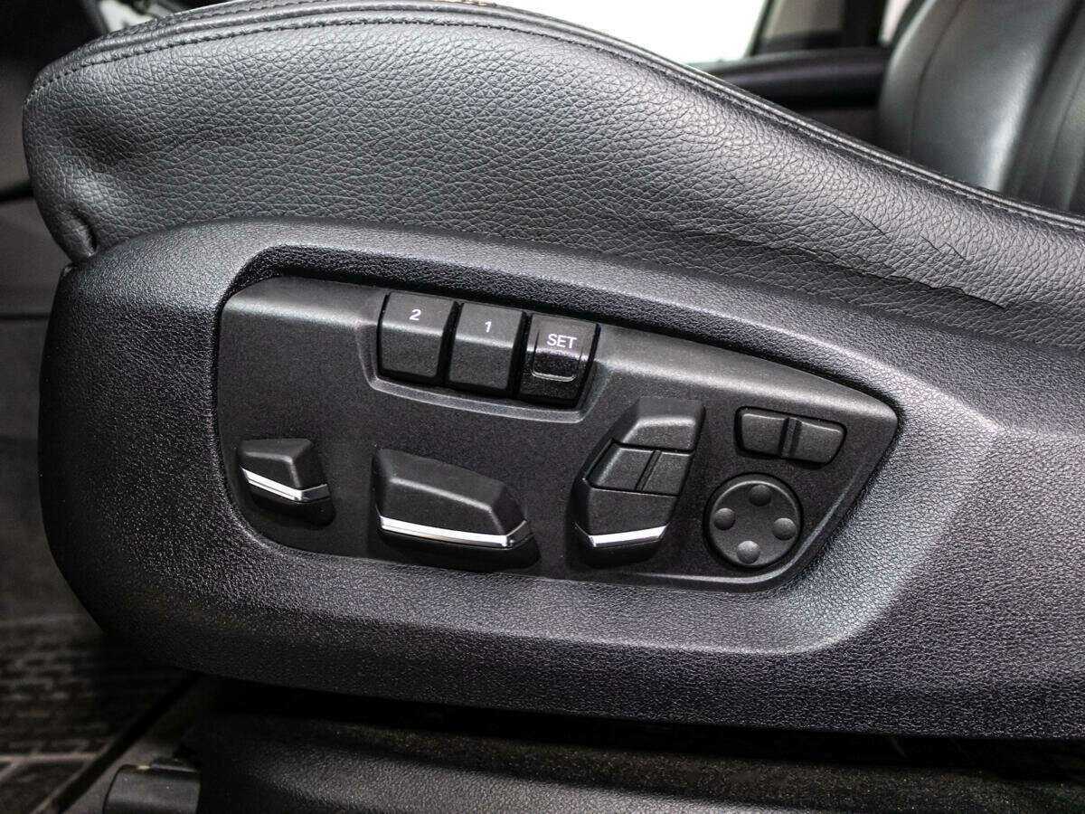 Купить BMW X5 с пробегом. Фото: #16