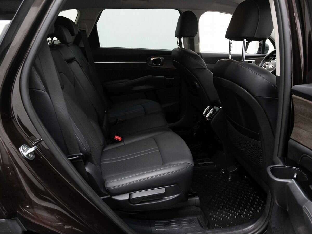 Купить Kia Sorento с пробегом. Фото: #9