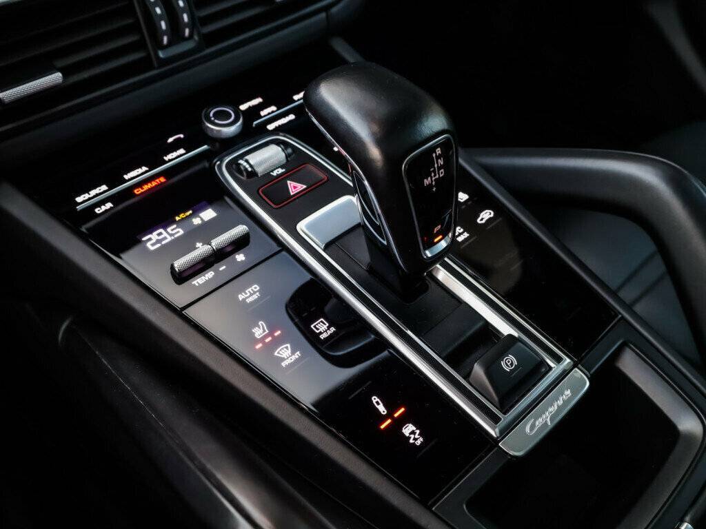Купить Porsche Cayenne с пробегом. Фото: #17