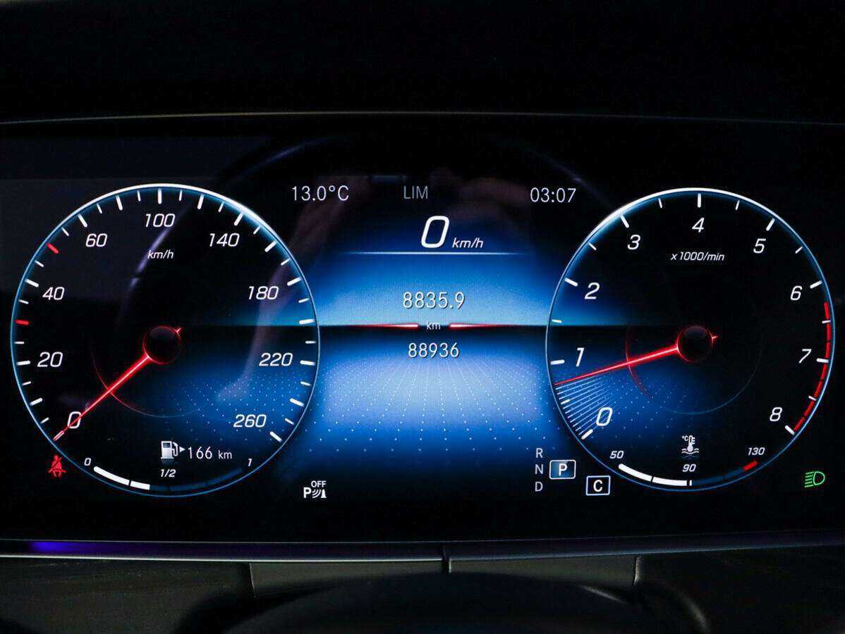Купить Mercedes-Benz E-Класс с пробегом. Фото: #5