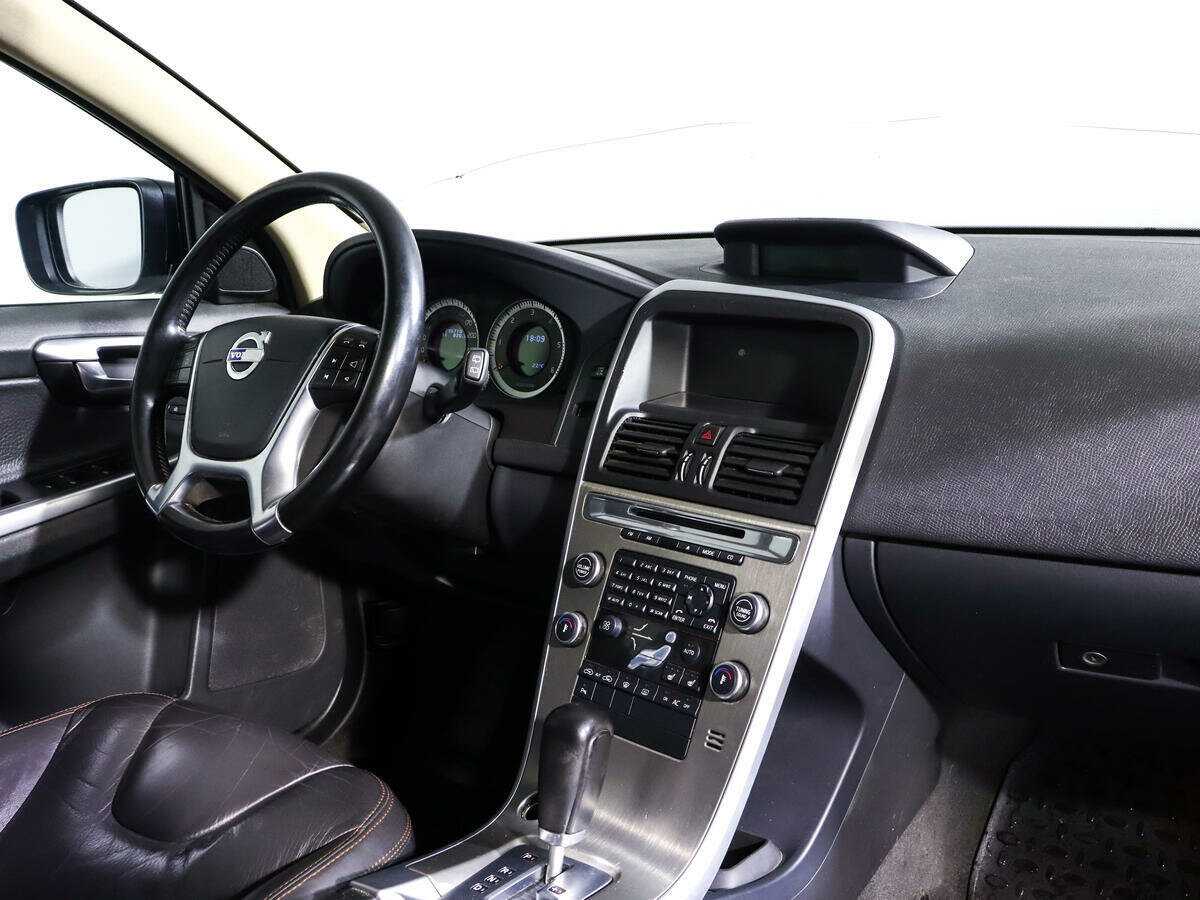 Купить Volvo XC60 с пробегом. Фото: #6