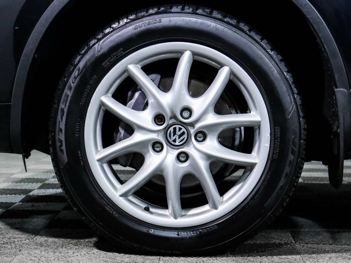 Купить Volkswagen Touareg с пробегом. Фото: #14