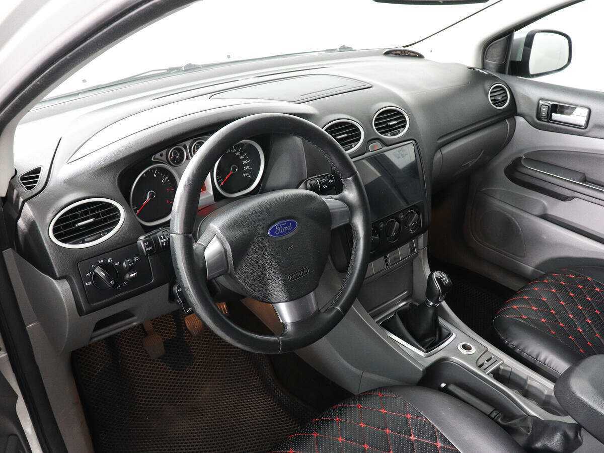 Купить Ford Focus с пробегом. Фото: #8