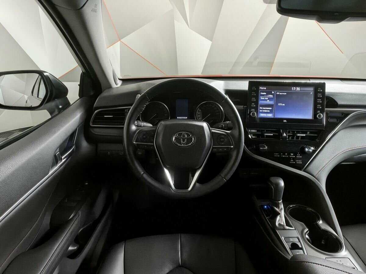 Купить Toyota Camry с пробегом. Фото: #14