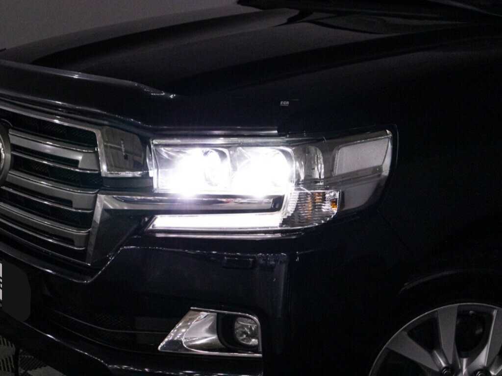 Купить Toyota Land Cruiser с пробегом. Фото: #30