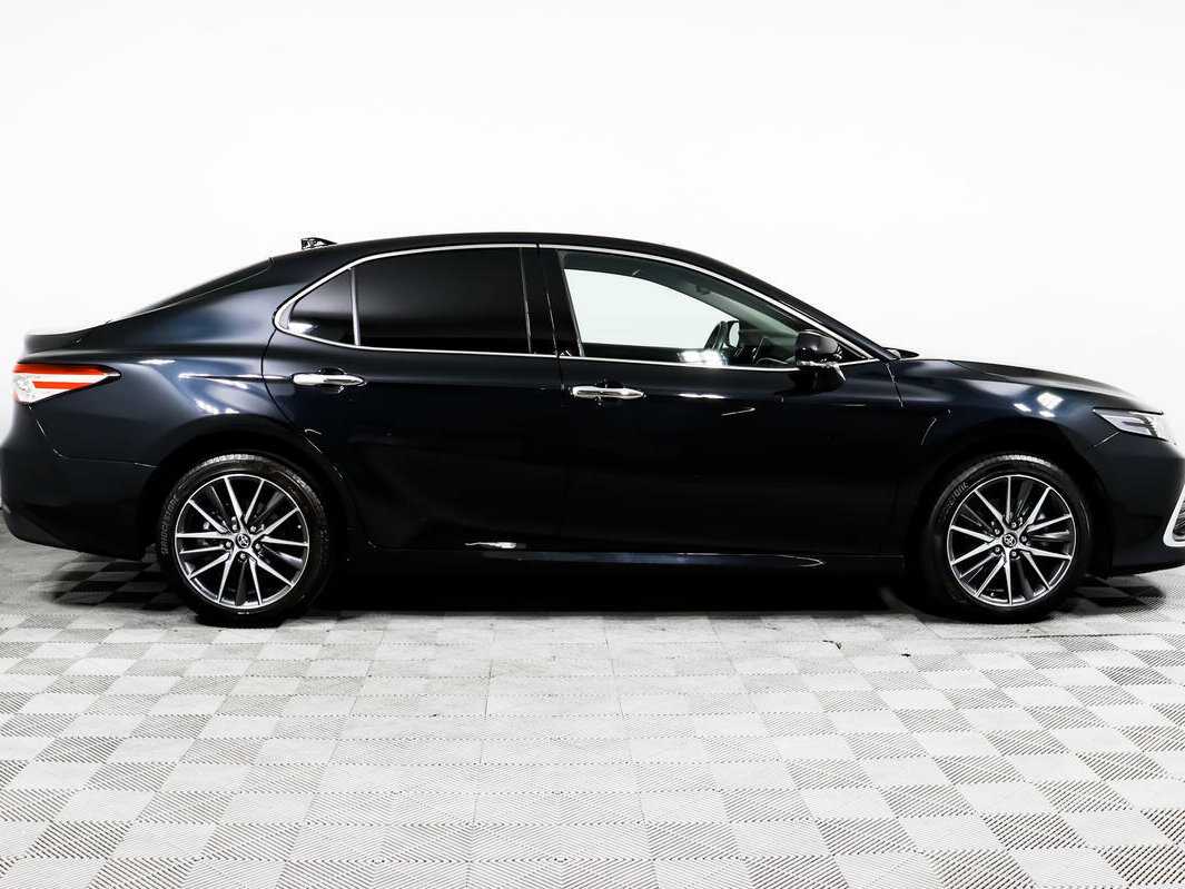 Купить Toyota Camry с пробегом. Фото: #3