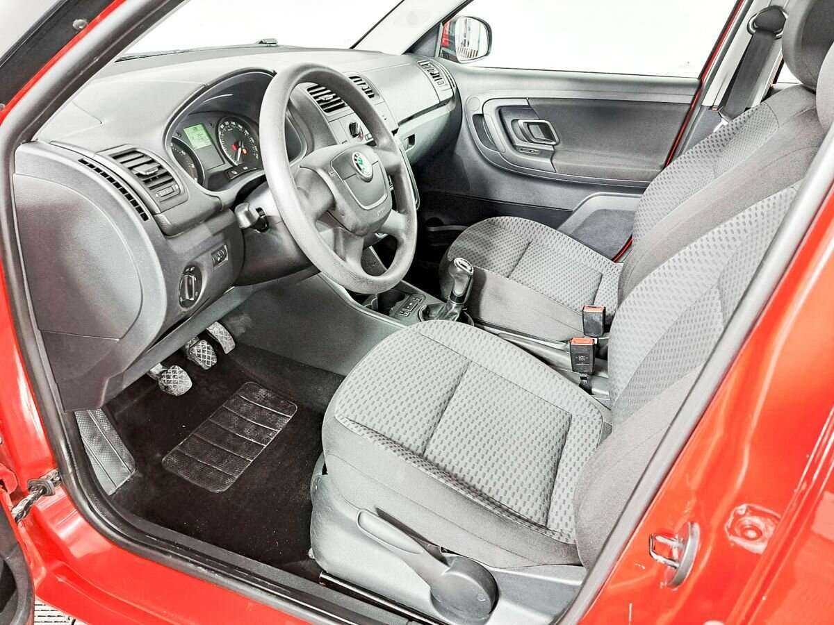Купить Skoda Fabia с пробегом. Фото: #13