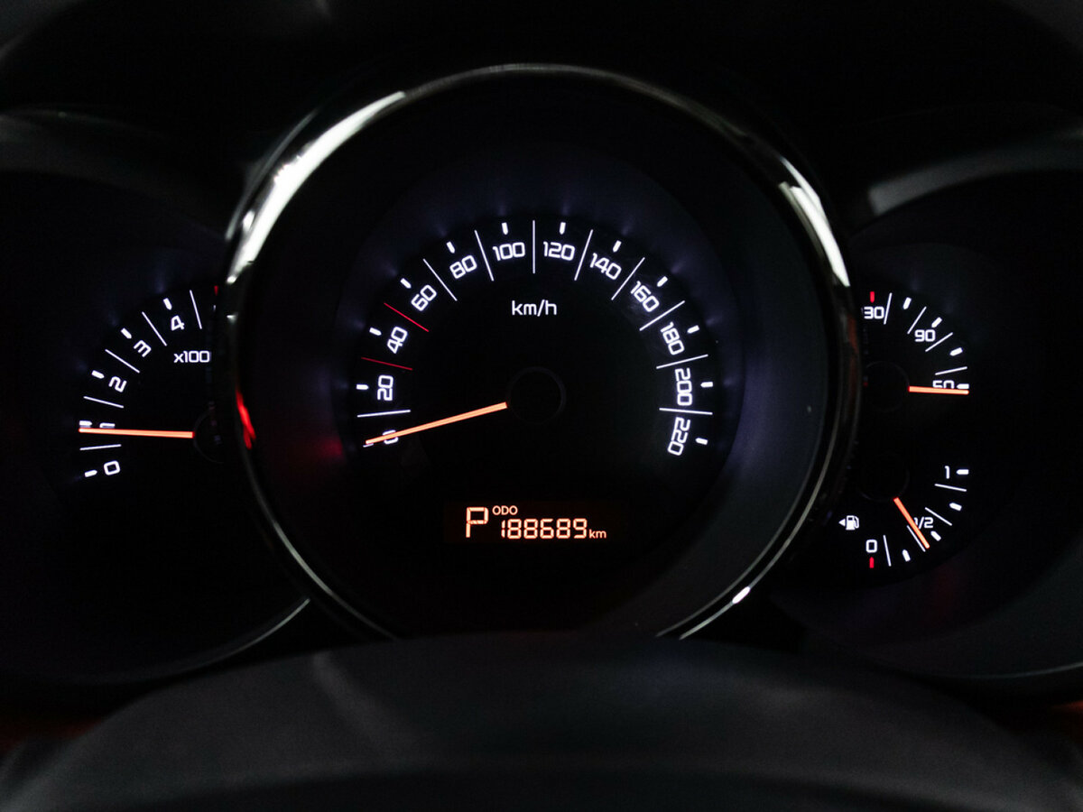 Купить Kia Soul с пробегом. Фото: #11