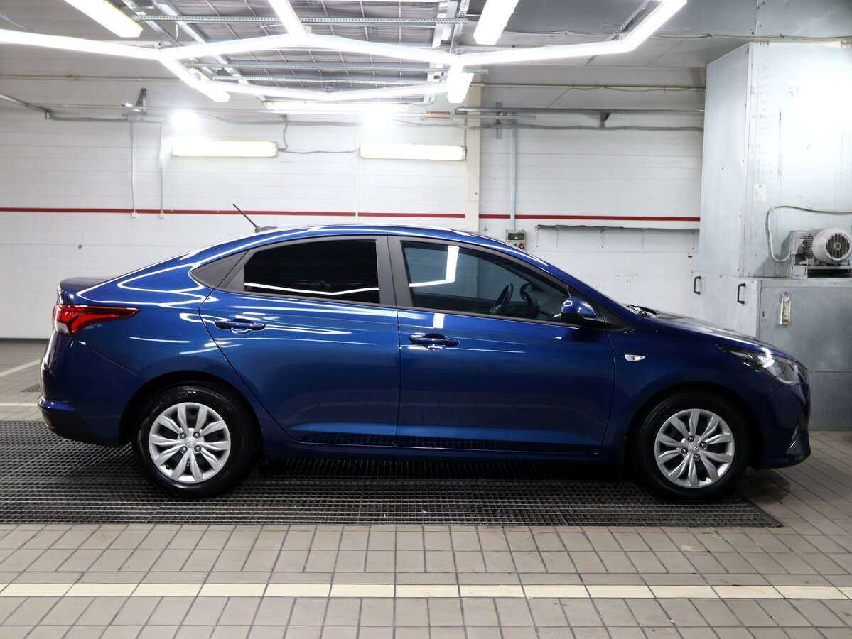 Купить Hyundai Solaris с пробегом. Фото: #3