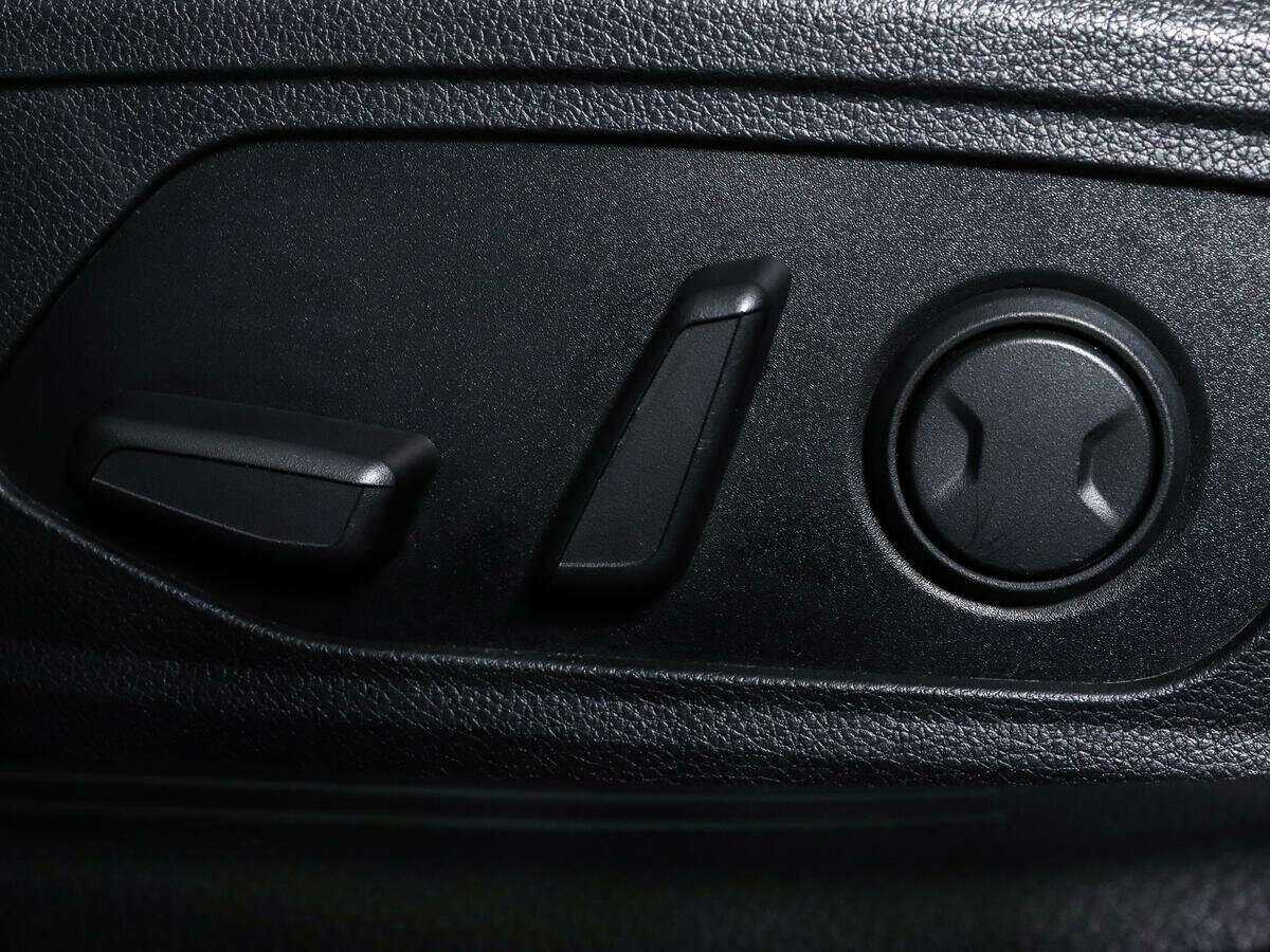 Купить Kia K5 с пробегом. Фото: #13