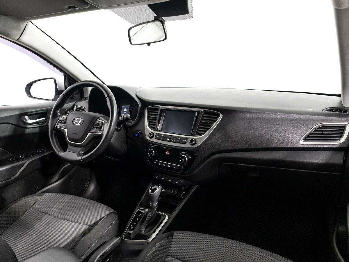 Купить Hyundai Solaris с пробегом. Фото: #8