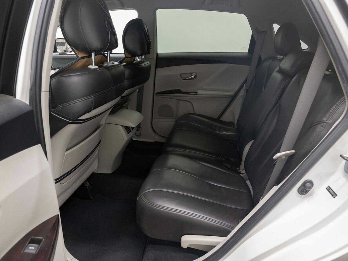 Купить Toyota Venza с пробегом. Фото: #10