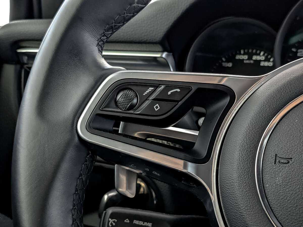 Купить Porsche Macan с пробегом. Фото: #23