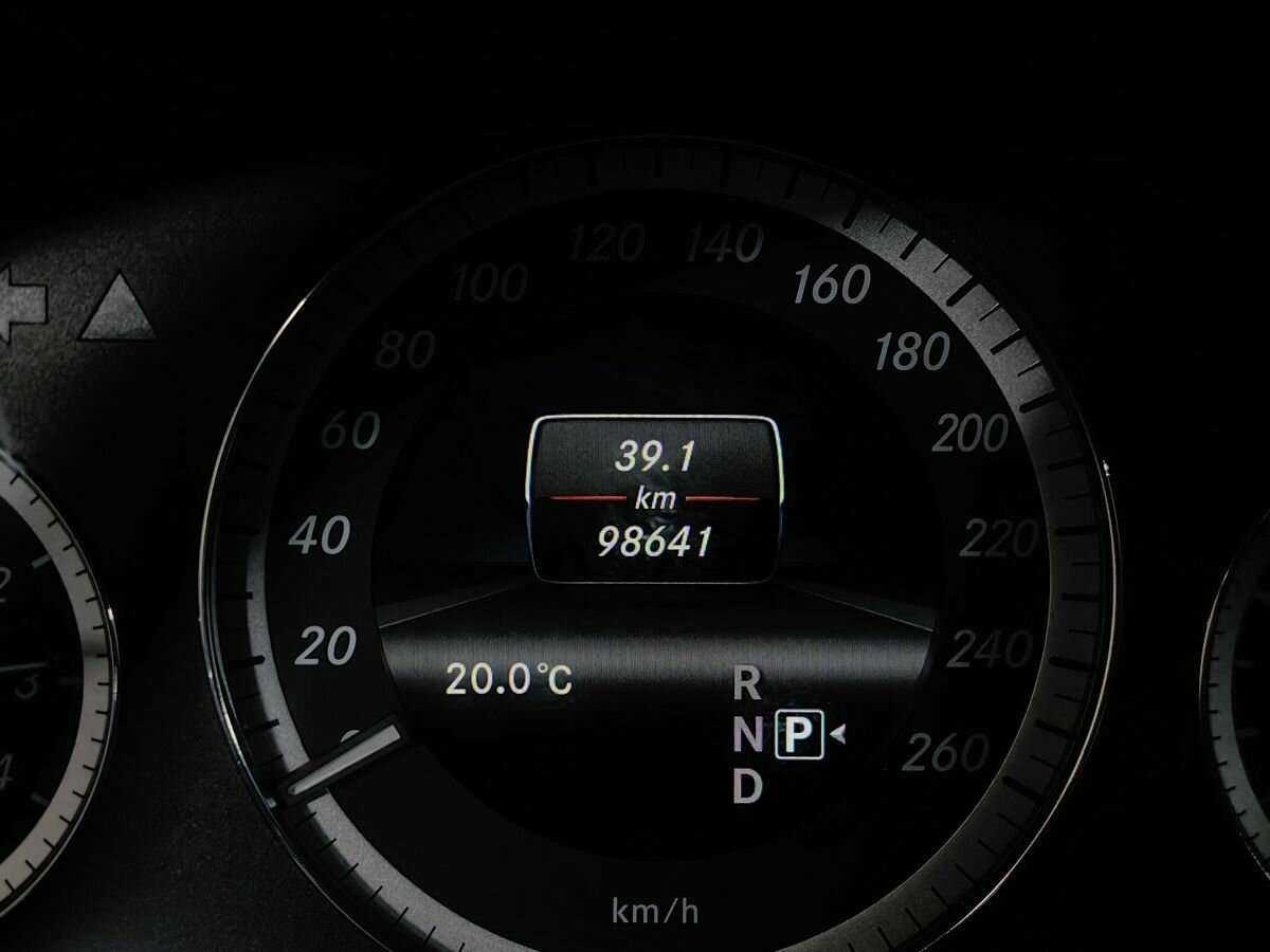 Купить Mercedes-Benz E-Класс с пробегом. Фото: #15
