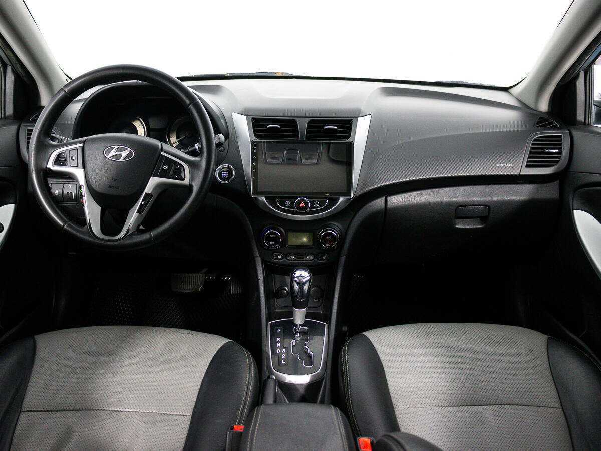 Купить Hyundai Solaris с пробегом. Фото: #12