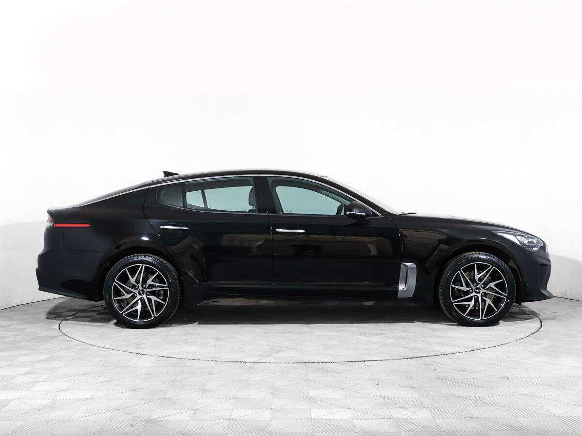 Купить Kia Stinger с пробегом. Фото: #3