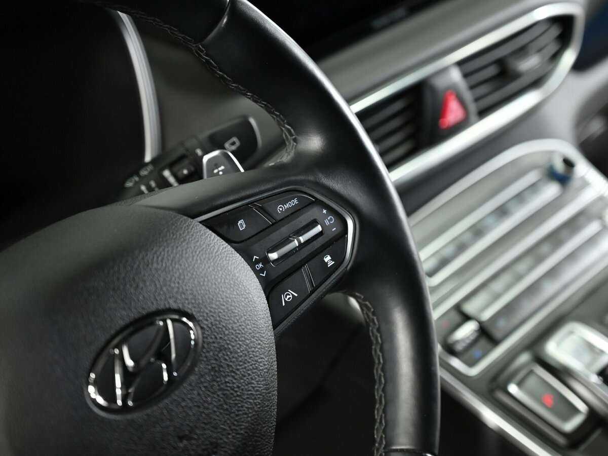 Купить Hyundai Santa Fe с пробегом. Фото: #13
