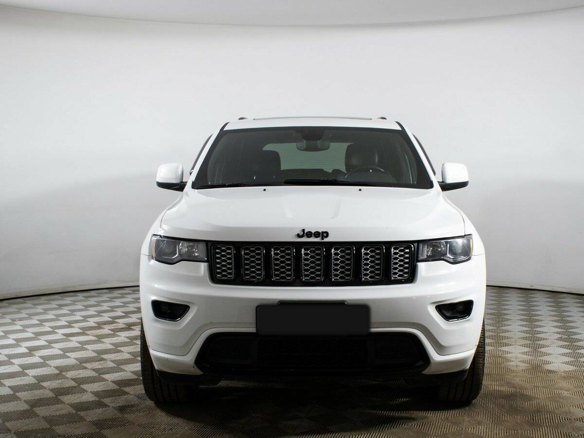 Купить Jeep Grand Cherokee с пробегом. Фото: #1