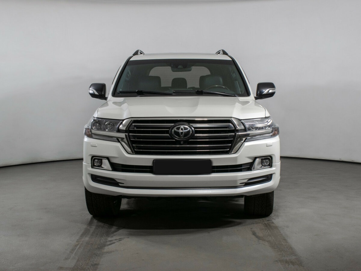 Купить Toyota Land Cruiser с пробегом. Фото: #1