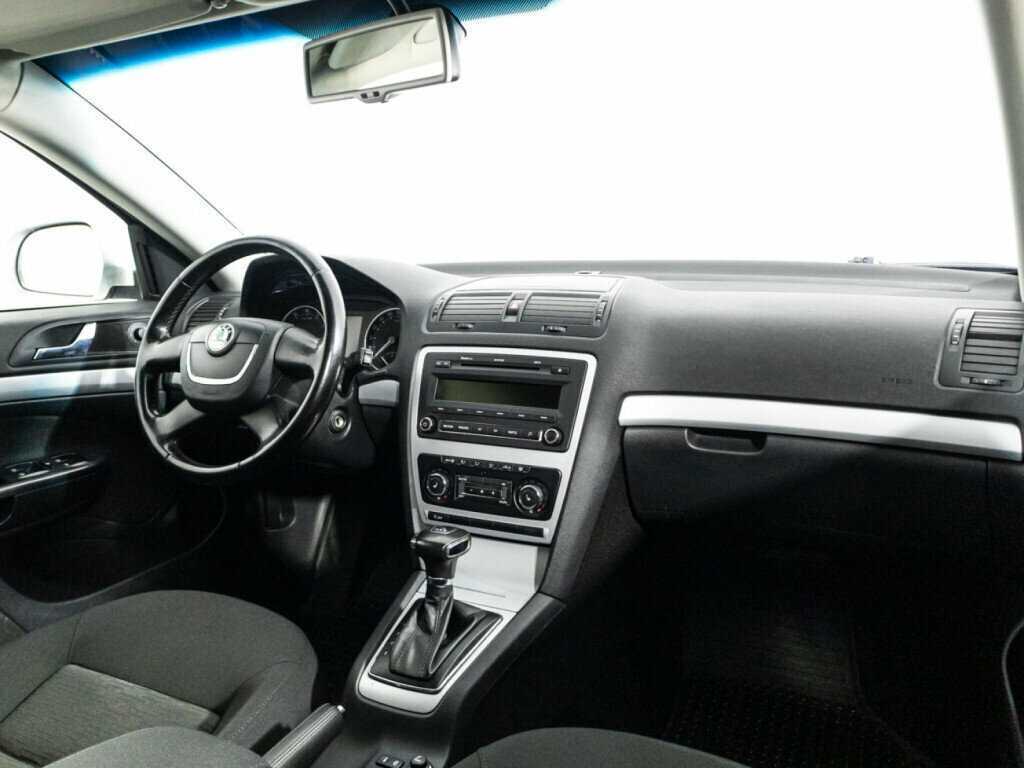 Купить Skoda Octavia с пробегом. Фото: #8