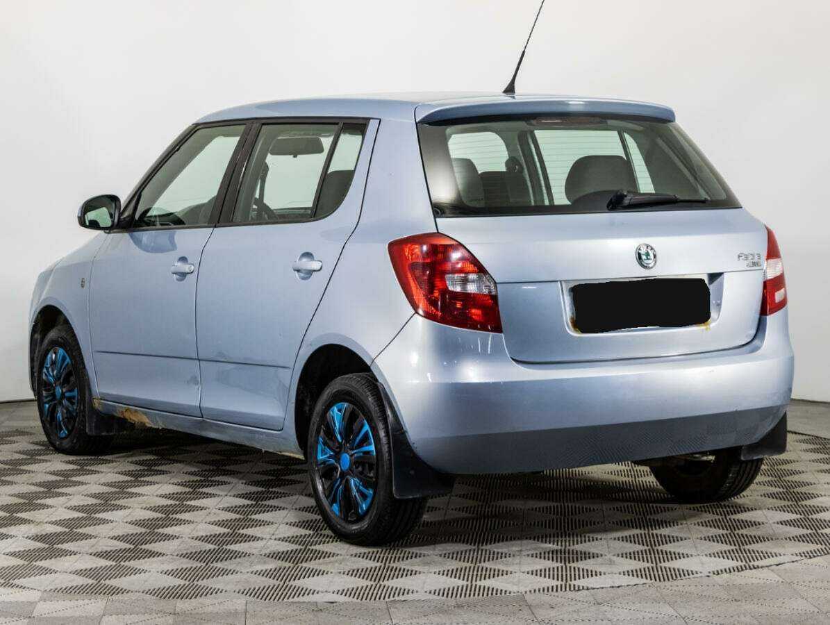 Купить Skoda Fabia с пробегом. Фото: #6