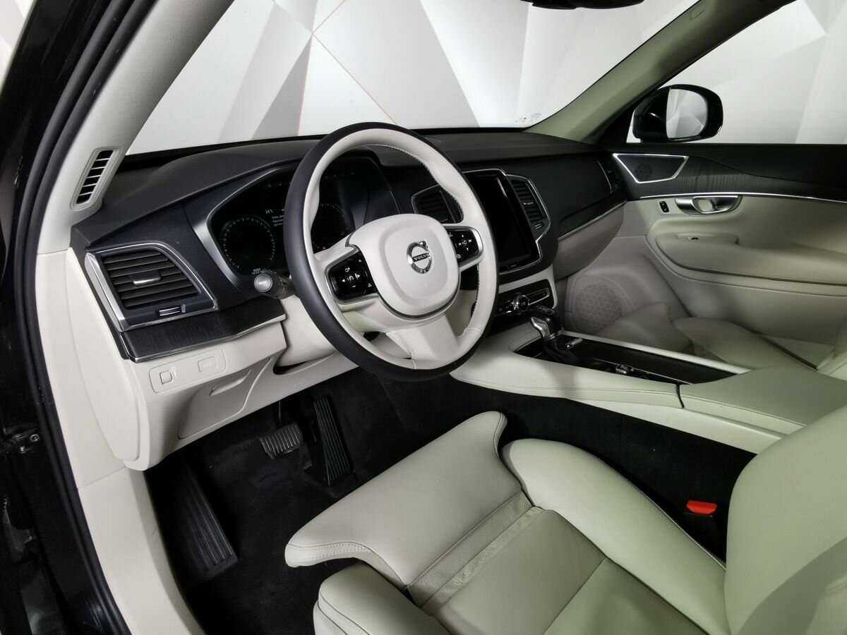 Купить Volvo XC90 с пробегом. Фото: #13