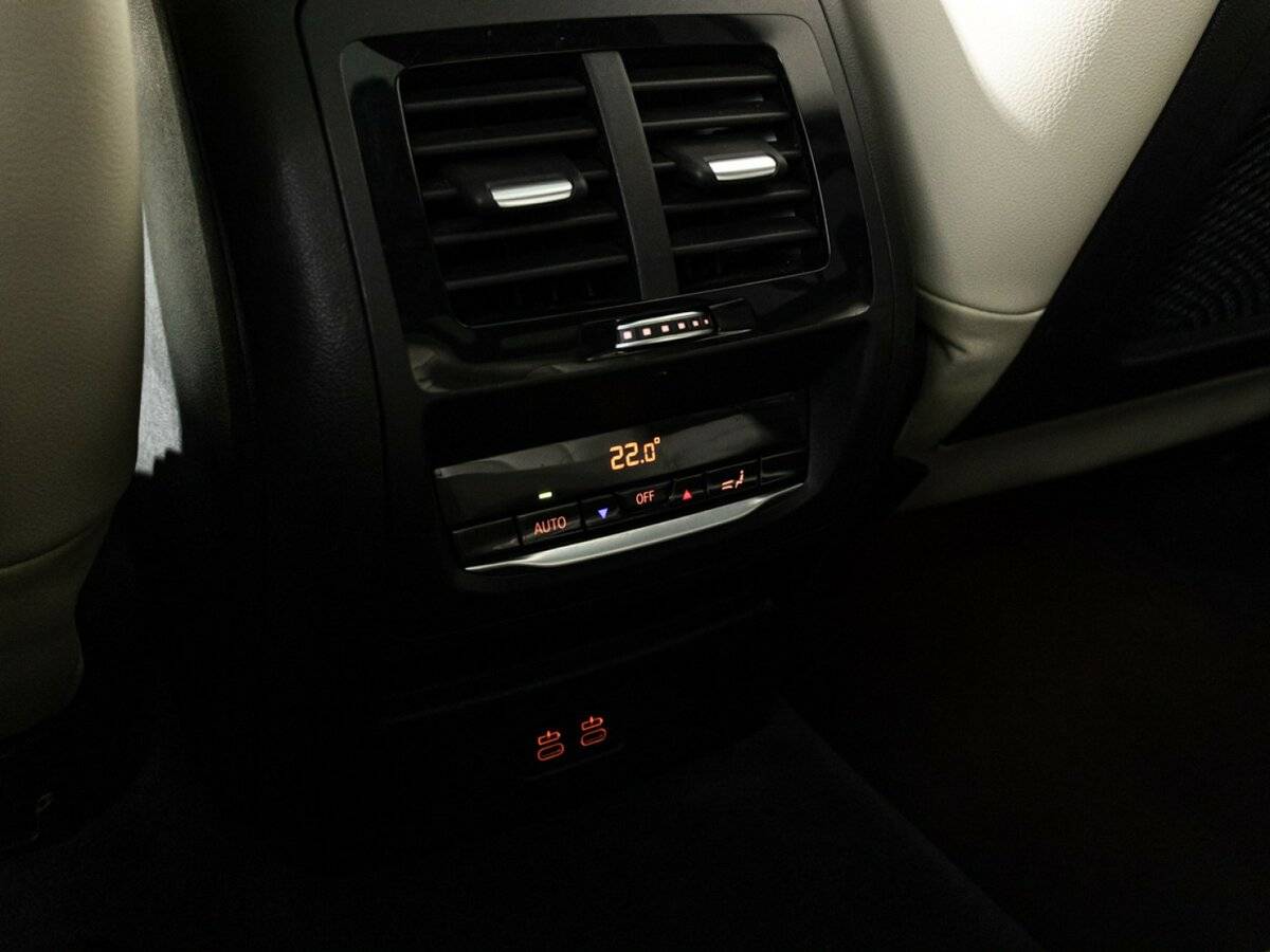 Купить BMW X3 с пробегом. Фото: #20